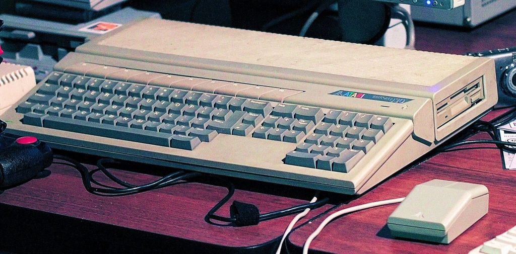 ATARI Falcon ATARI Falcon